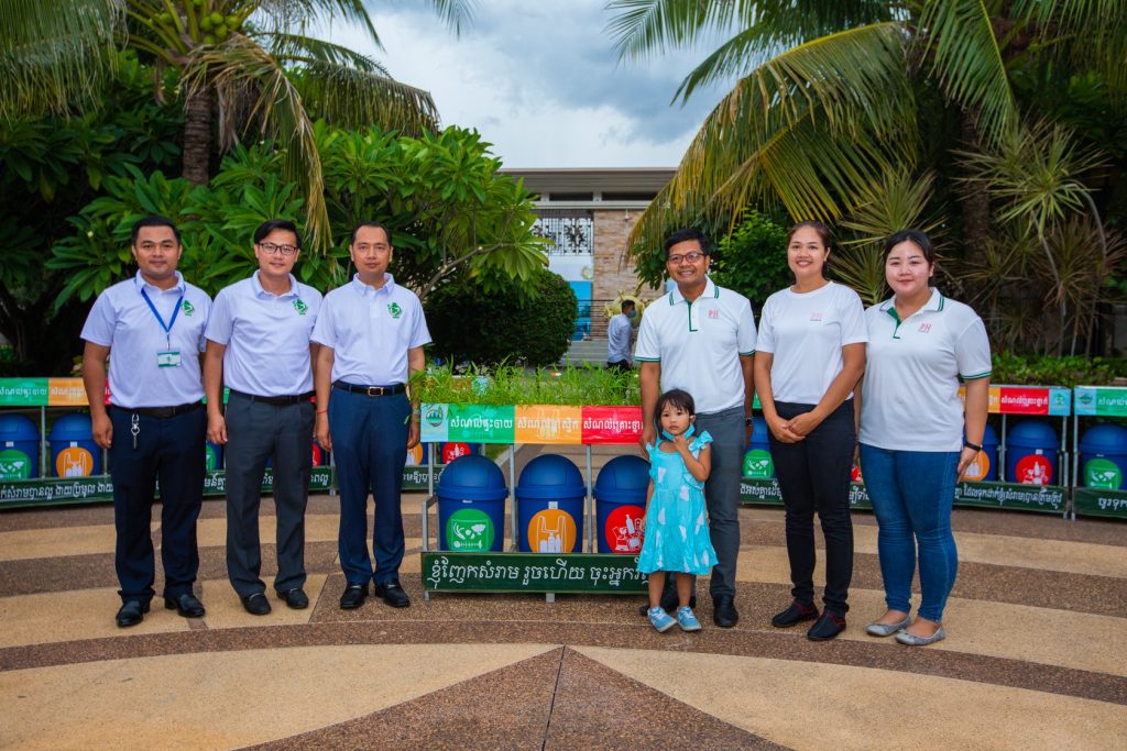 Peng Huoth Group Cooperates with Ministry of Environment on "We First Project" to Raise Awareness About Proper Separation and Storing of Garbage